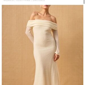 NWT Mon Renn Off-Shoulder Cream Nomad knit Dress